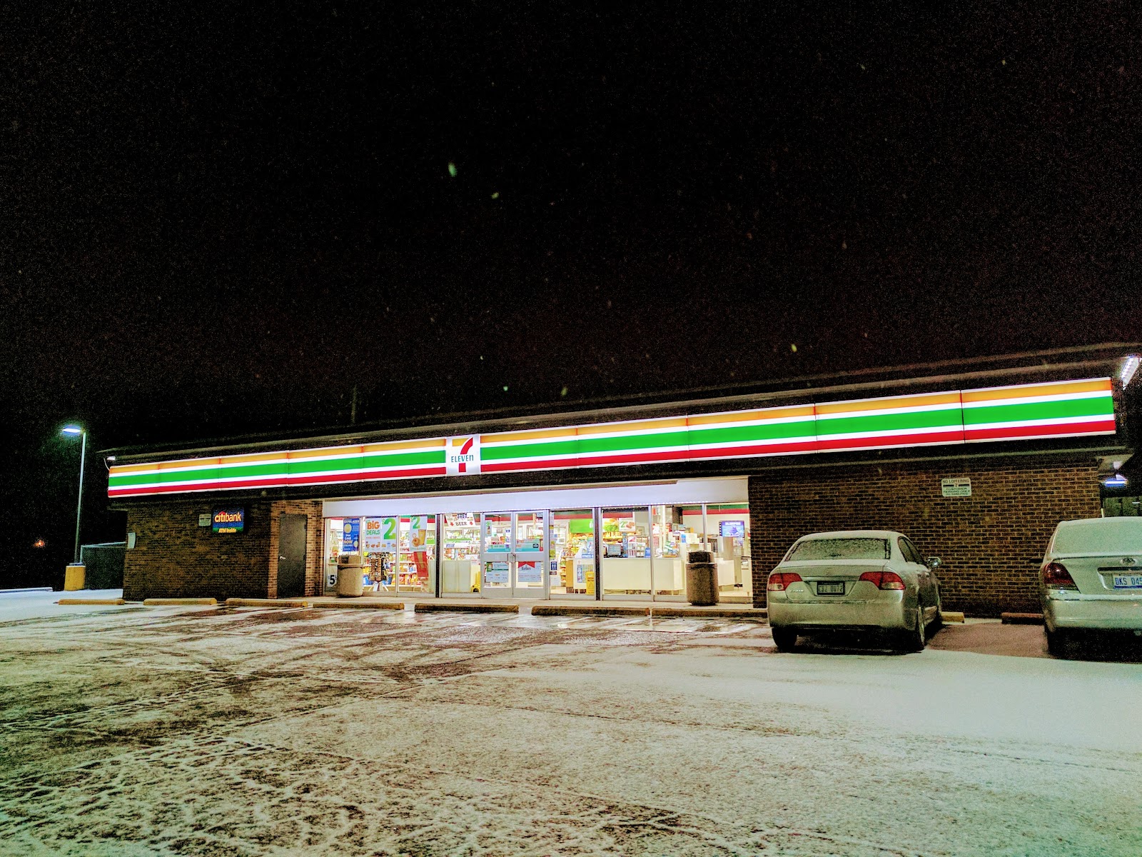 7-Eleven — photo