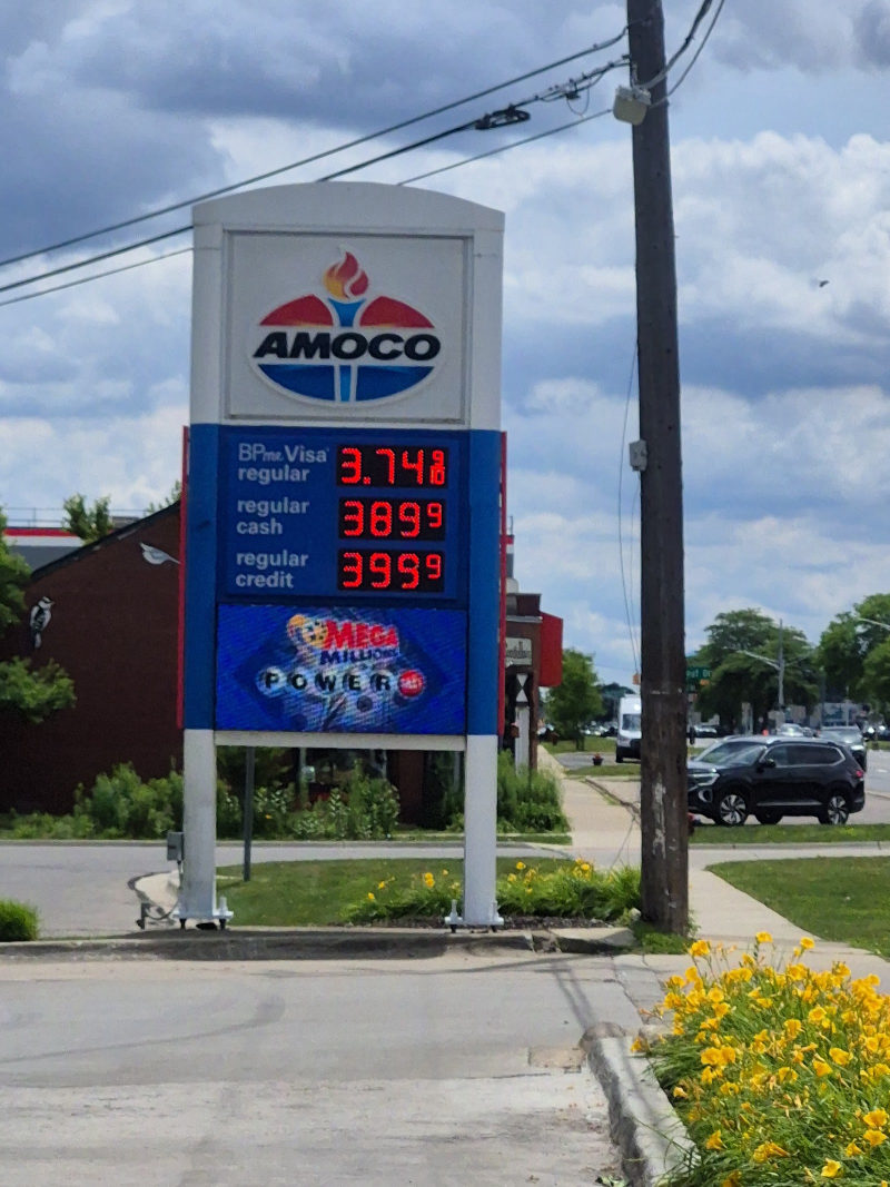 Amoco in Waterford Township