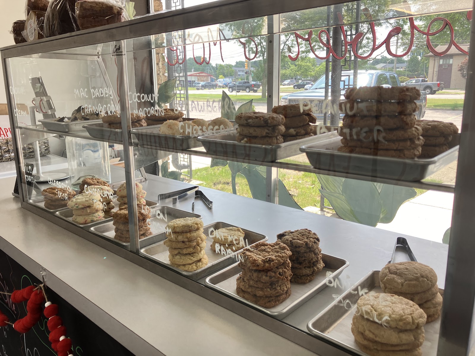 April's Famous Bakes in Waterford Township