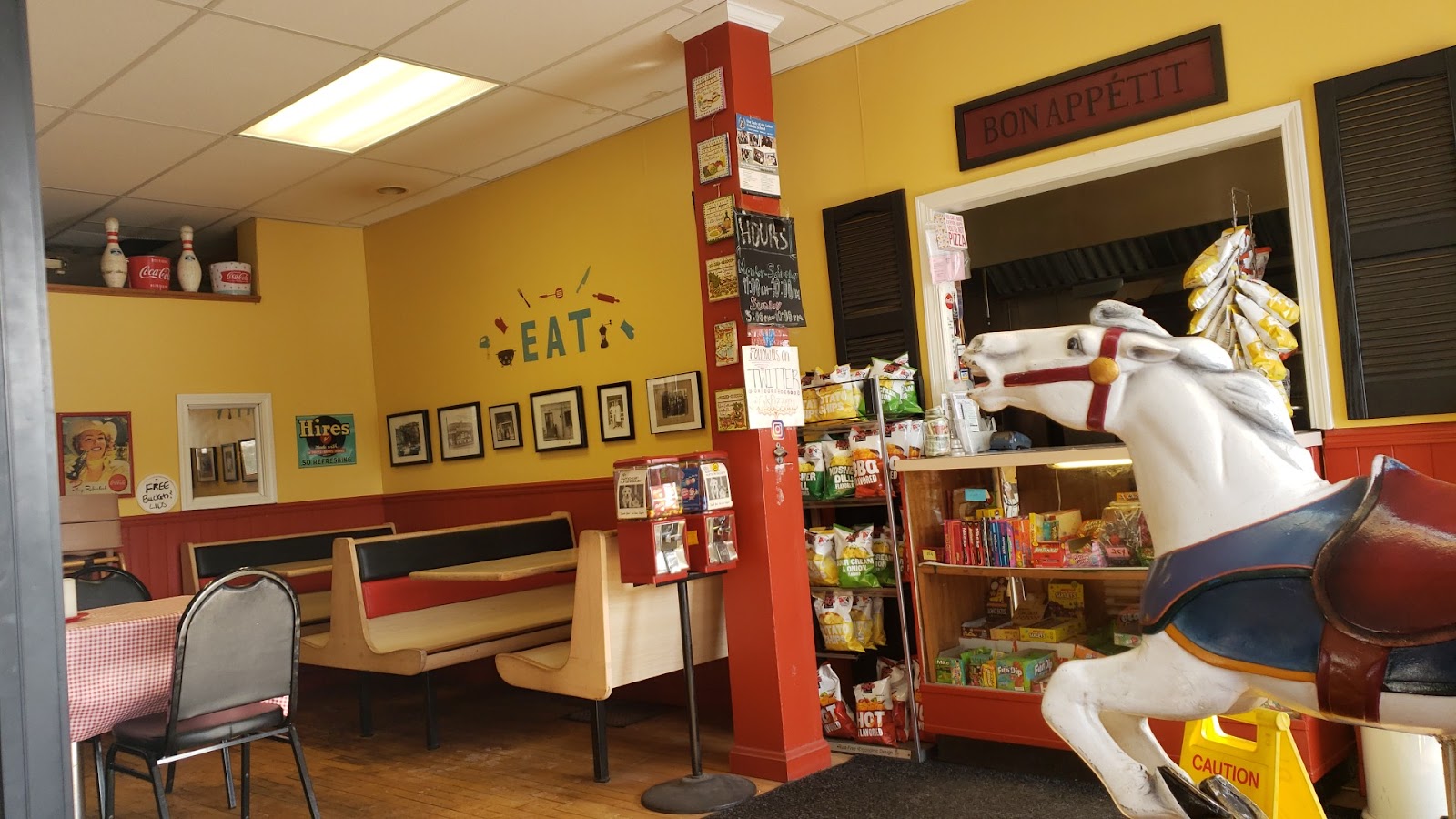 Calabrese's Pizzeria II in Waterford Township