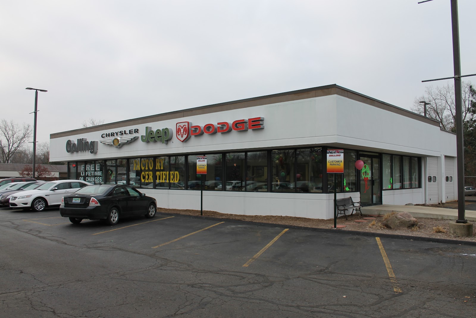 Golling Pre-Owned Superstore in Waterford Township