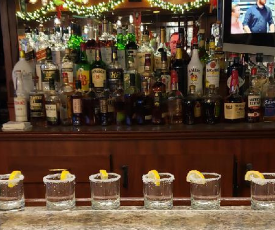 Heroes Bar-BQ & Brew in Waterford Township