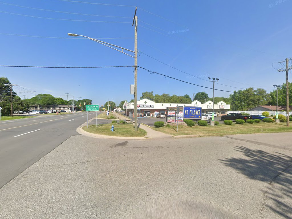 Lakeways Market — photo