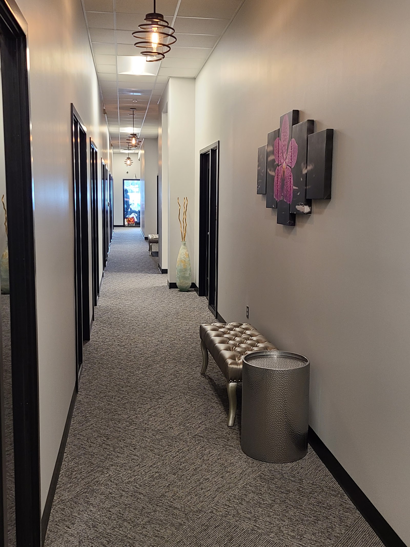 Ultra Salon Suites — photo