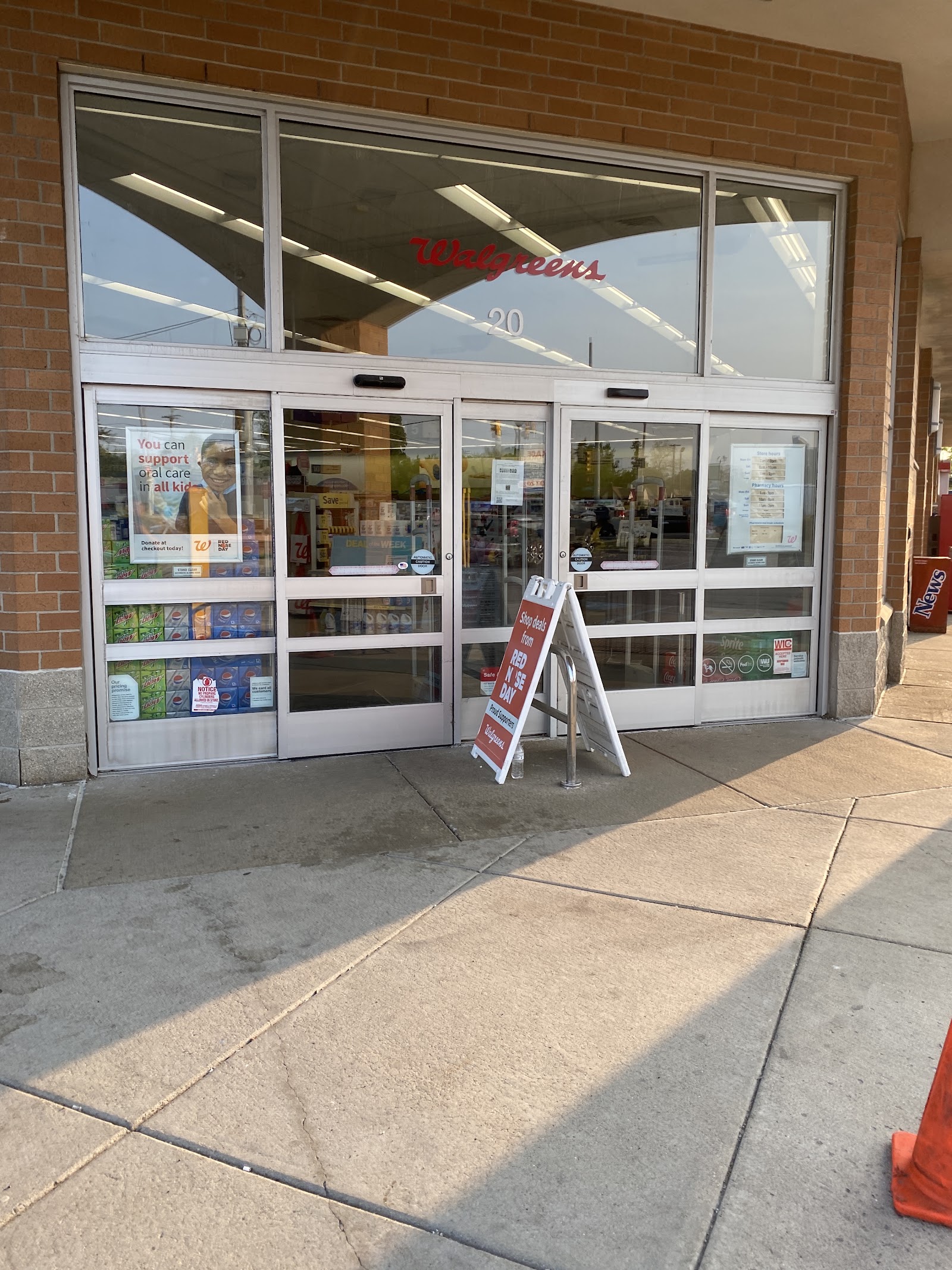 Walgreens — photo